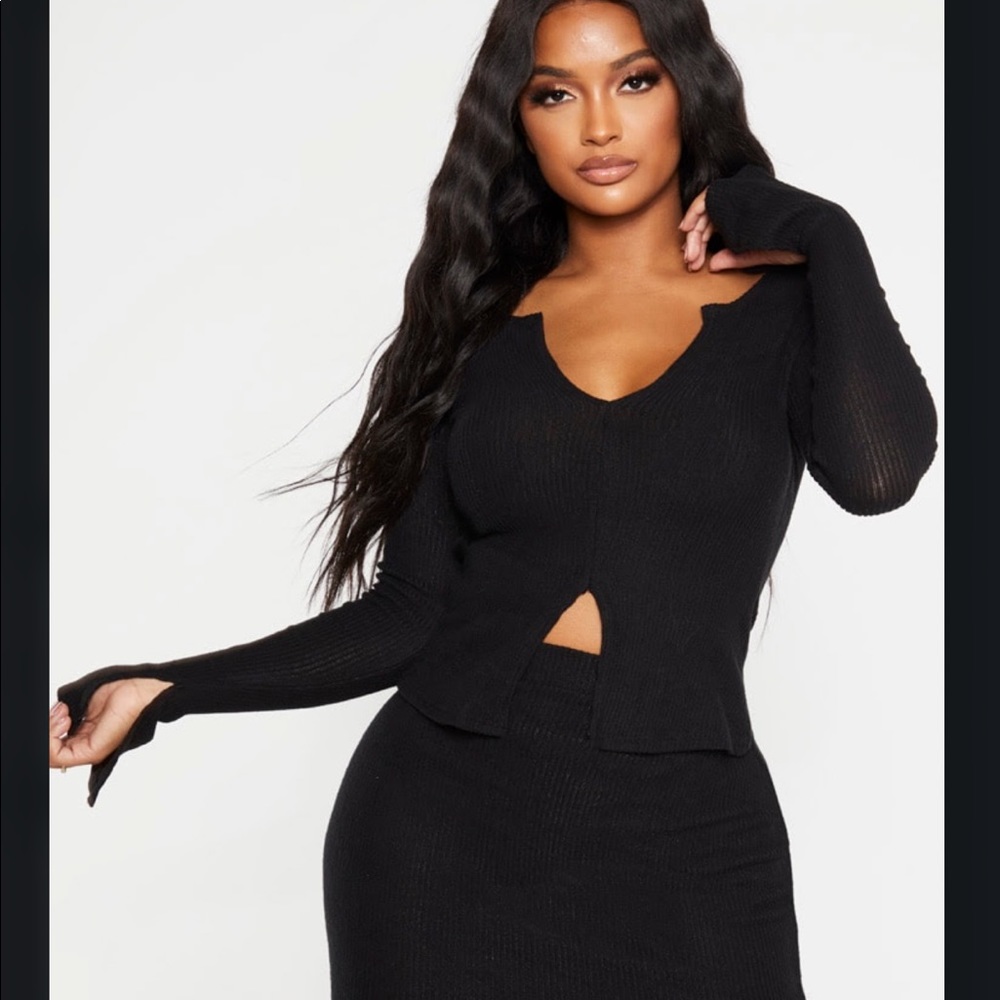 Pretty black long sleeve